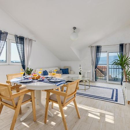 Bayview Apartments Tivat Montenegro Esterno foto