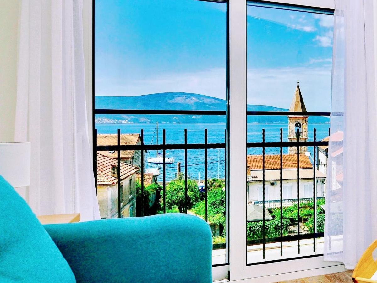 Bayview Apartments Tivat Montenegro Esterno foto