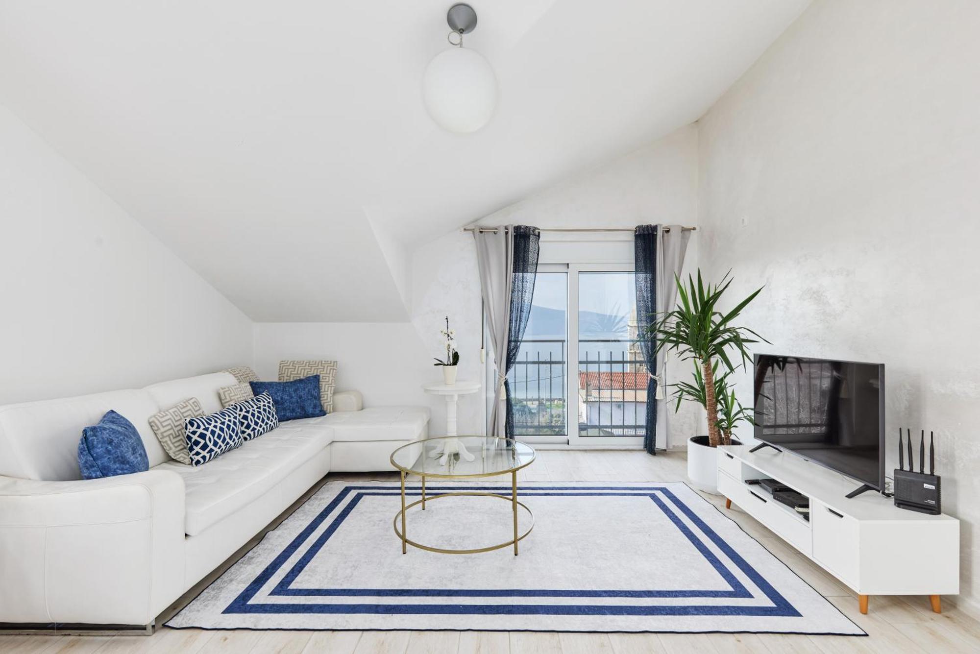 Bayview Apartments Tivat Montenegro Esterno foto