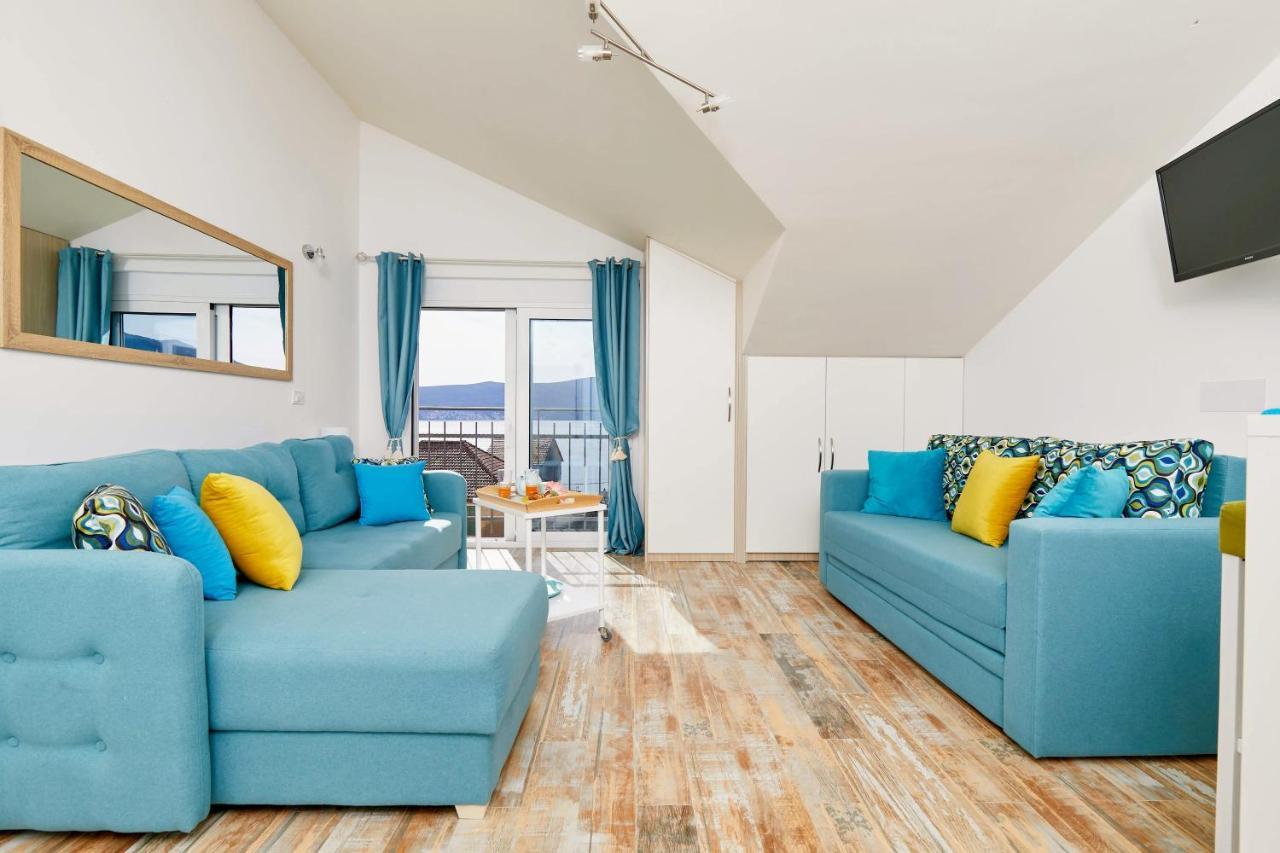 Bayview Apartments Tivat Montenegro Esterno foto