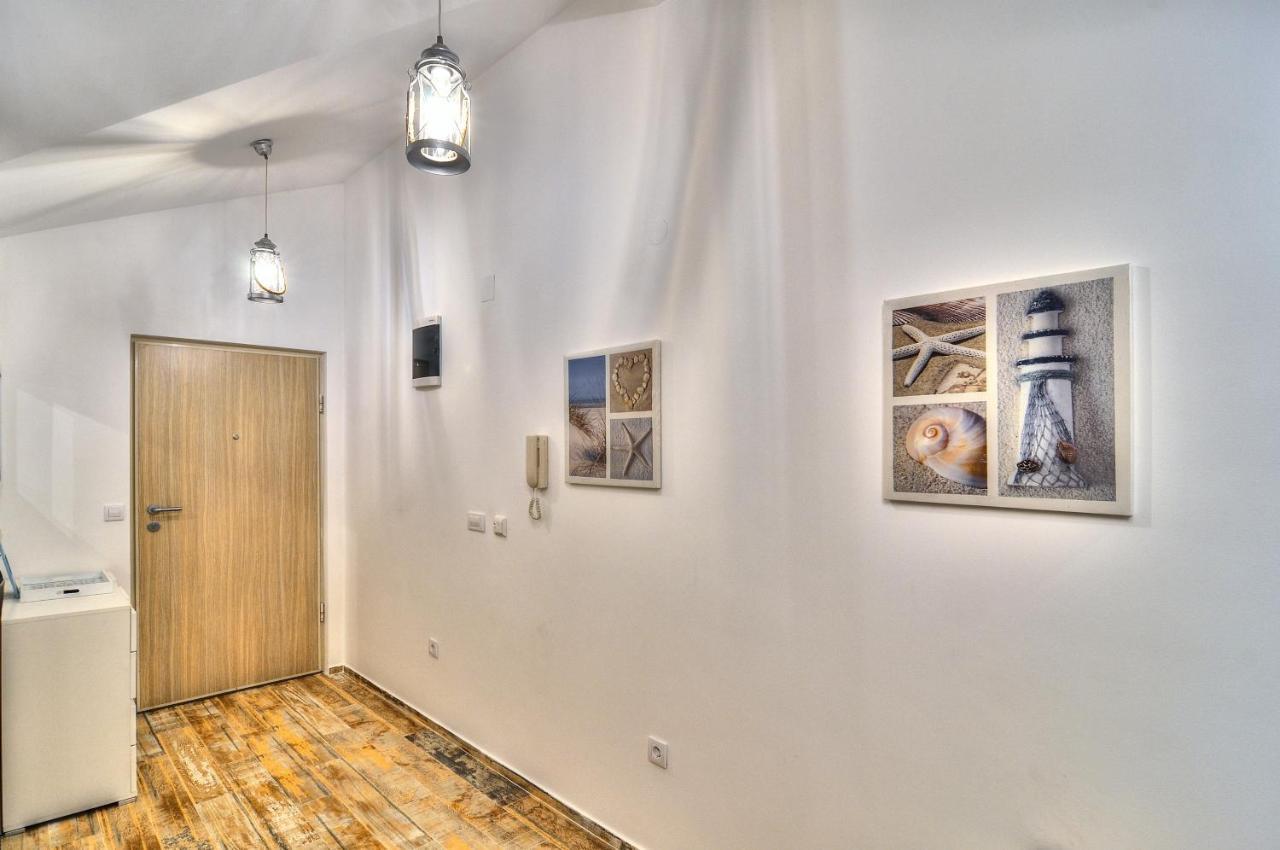 Bayview Apartments Tivat Montenegro Esterno foto