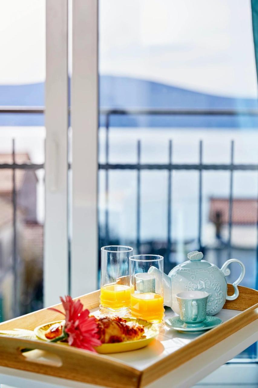 Bayview Apartments Tivat Montenegro Esterno foto